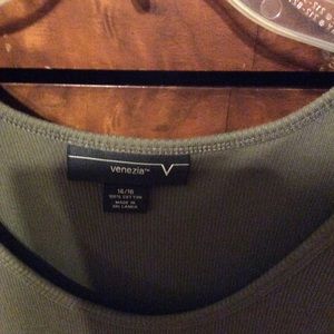 Venezia Tops - Venezia Army Green Top Size 14/16 Venezia Tops - Venezia Army Green Top Size 14/16